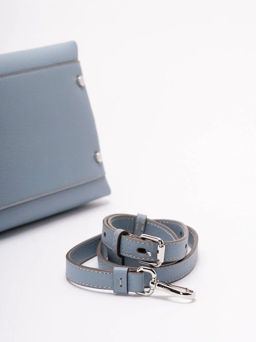 Tod's Women Micro Bag In Leather