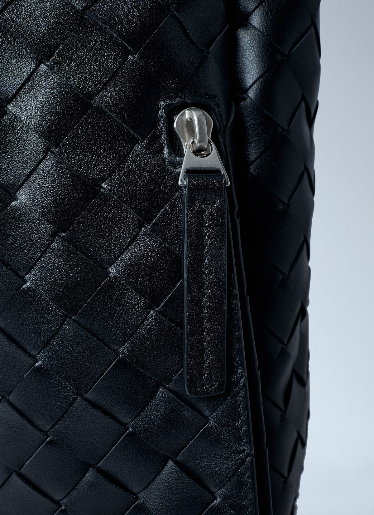 Bottega Veneta Men Intrecciato Trail Backpack