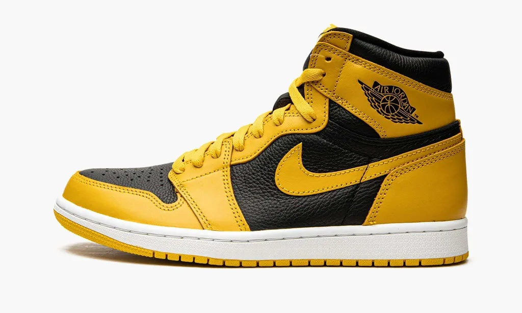 Nike Air Jordan 1 Retro High OG First in Flight Women's Shoes
